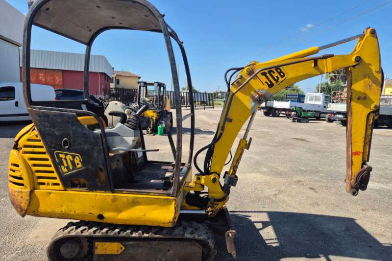 OmecoHub - Immagine JCB 8015